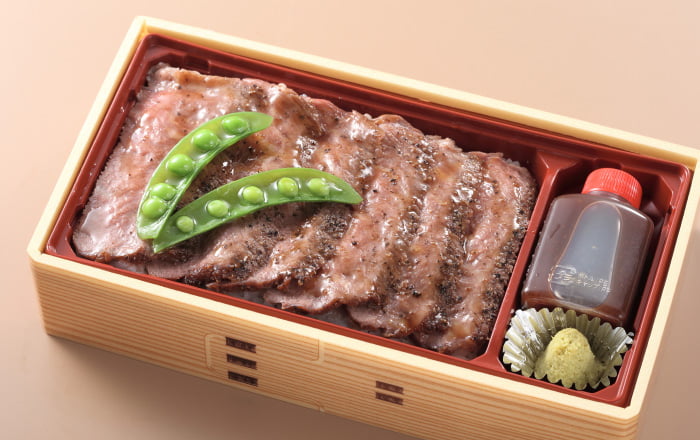 US牛肩ロースのステーキ丼